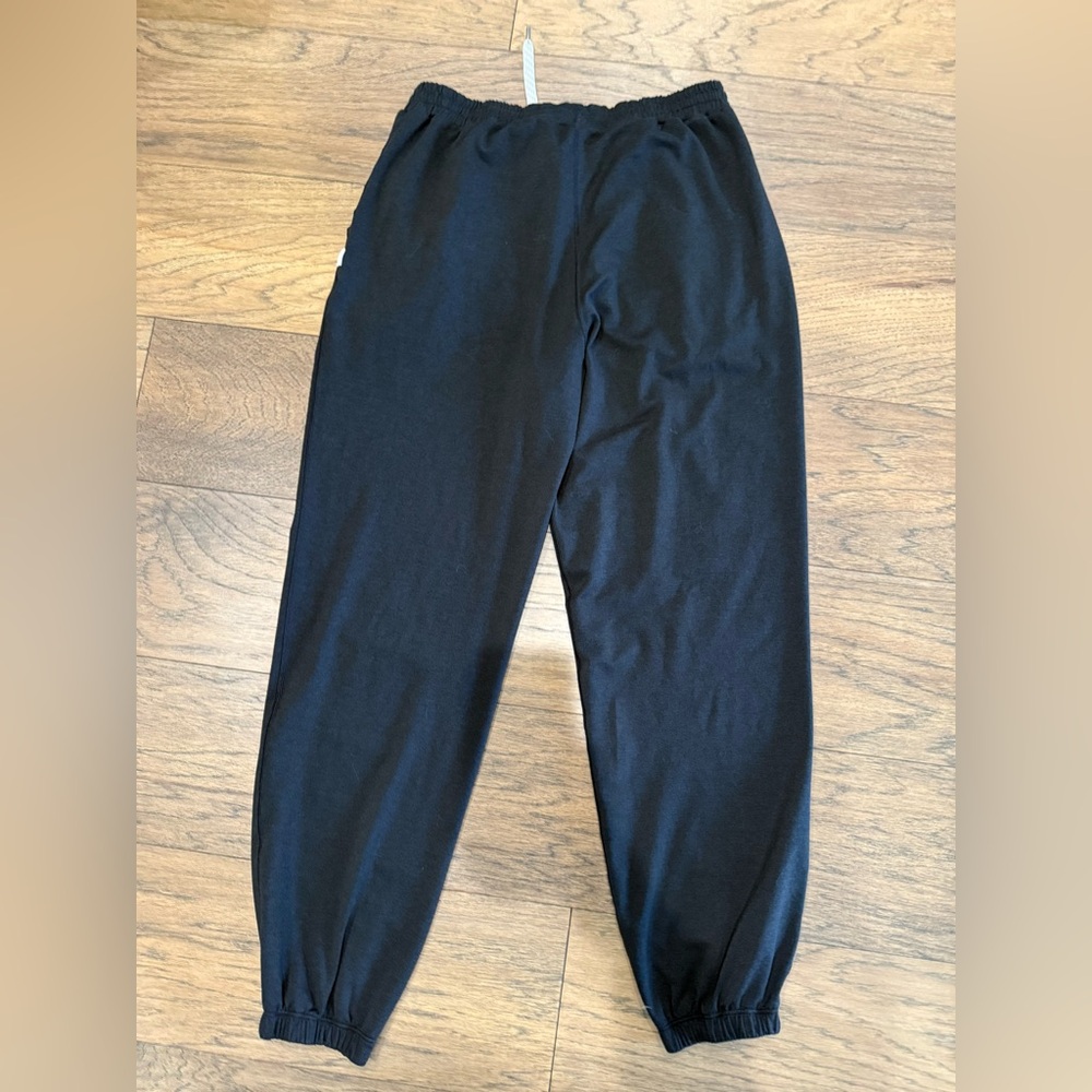 Vuori Heathered Black Boyfriend Jogger - Picture 3 of 7